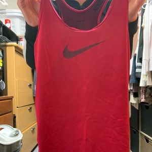 Nike tank